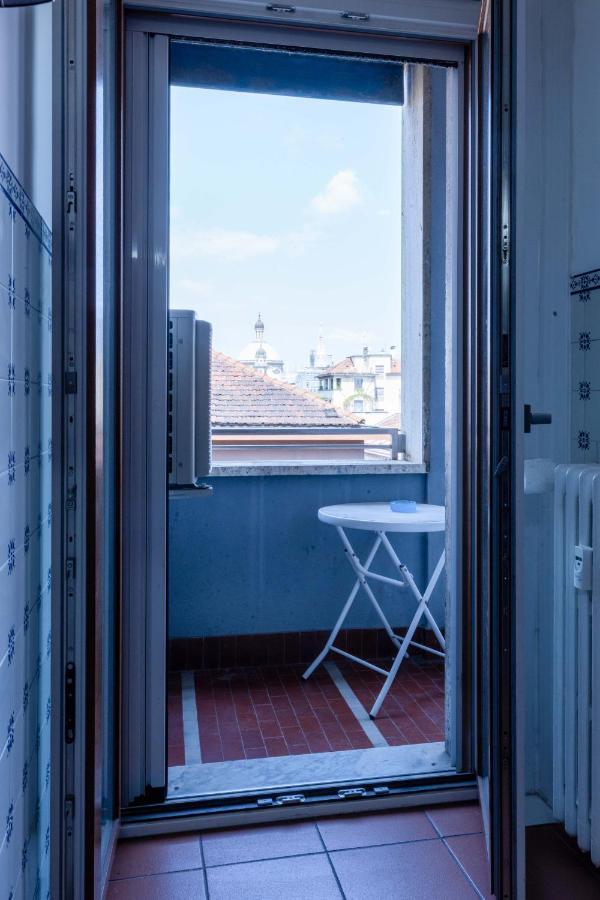 Milan Flat 5 Min From Duomo With Park For Small Cars Экстерьер фото