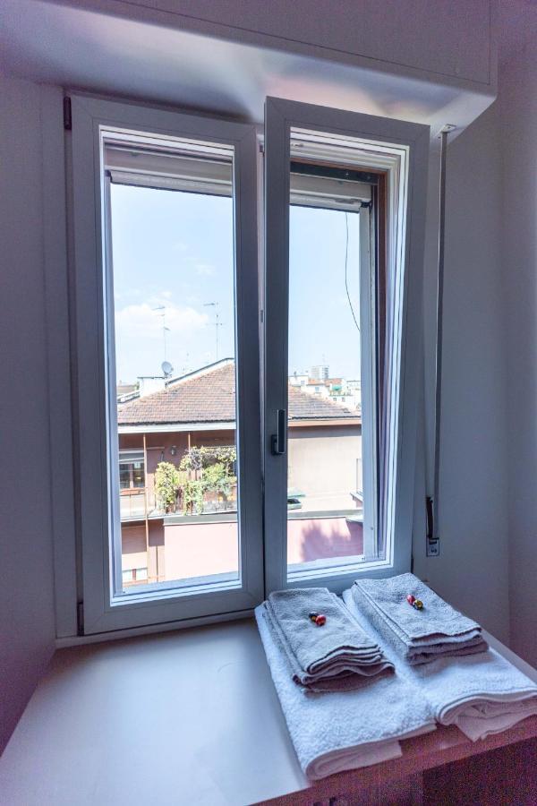 Milan Flat 5 Min From Duomo With Park For Small Cars Экстерьер фото