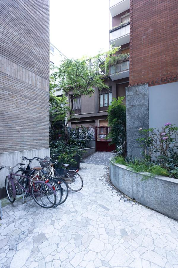 Milan Flat 5 Min From Duomo With Park For Small Cars Экстерьер фото